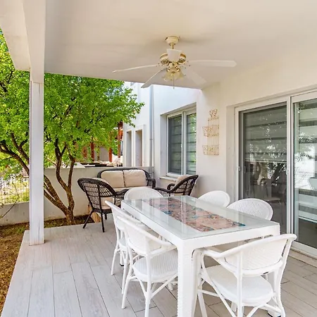 فيلة Spacious 3br Family With Private Beach *