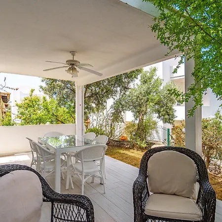 Villa Spacious 3br Family With Private Beach *